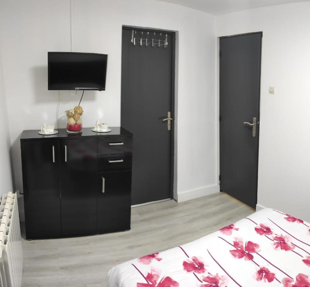 Maison Plain Pied 1 Herin Экстерьер фото